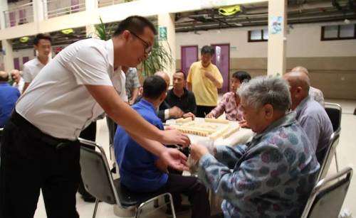 乾港集團(tuán) 乾港集團(tuán)