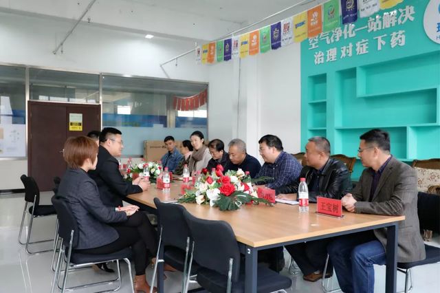 總工會領導蒞臨乾港 總工會領導蒞臨乾港